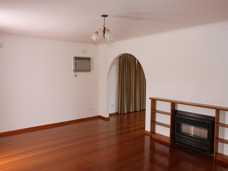 4 Simons Road, Leopold VIC 3224