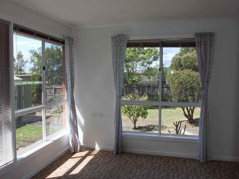 4 Simons Road, Leopold VIC 3224