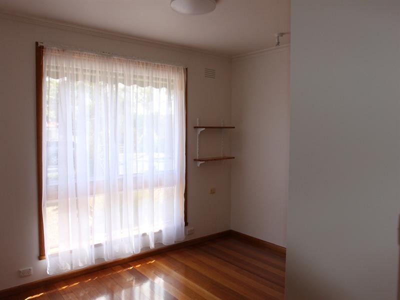 4 Simons Road, Leopold VIC 3224