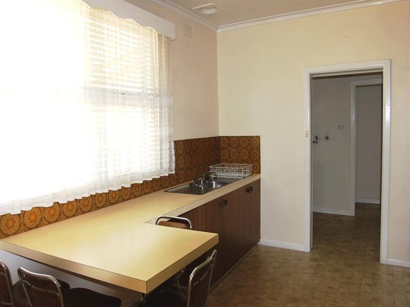 74 Ballarat Road, Hamlyn Heights VIC 3215