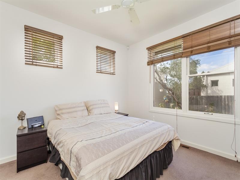 8 Pizer Street, Geelong West VIC 3218