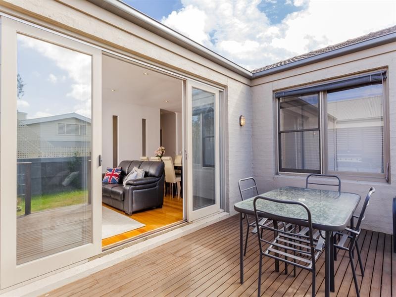 8 Pizer Street, Geelong West VIC 3218