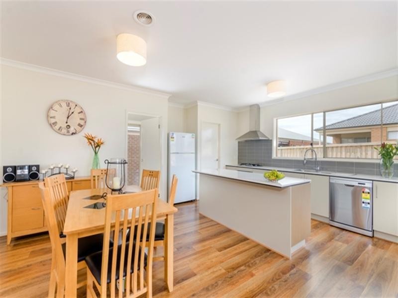 72 Anstead Avenue, Drysdale VIC 3222