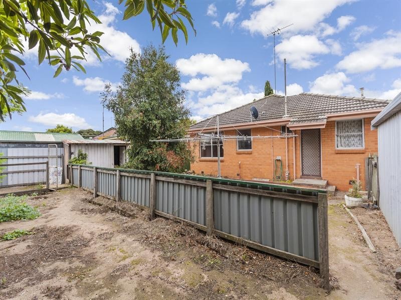 3 Higgins Court, Breakwater VIC 3219