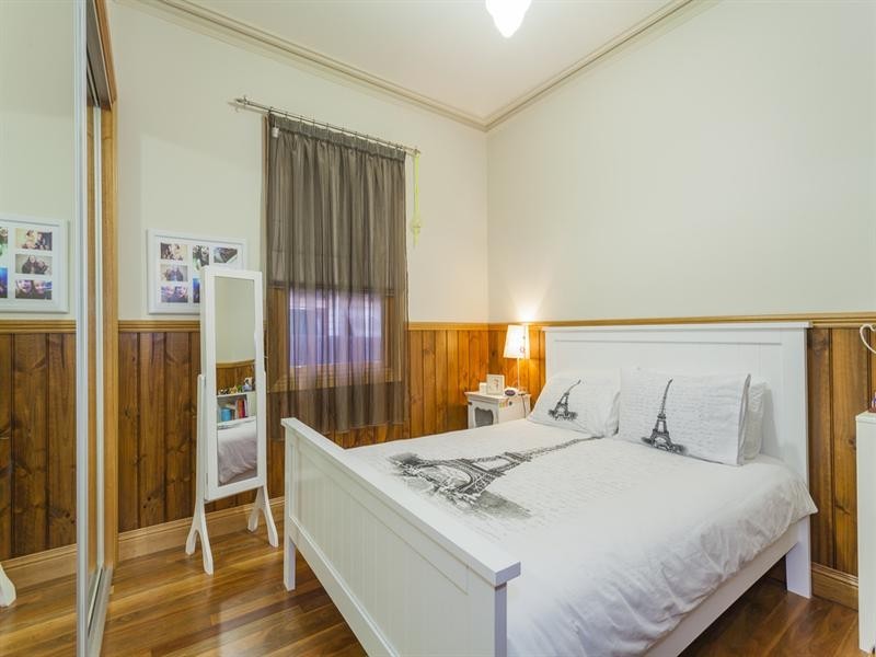 14 Girton Crescent, Manifold Heights VIC 3218