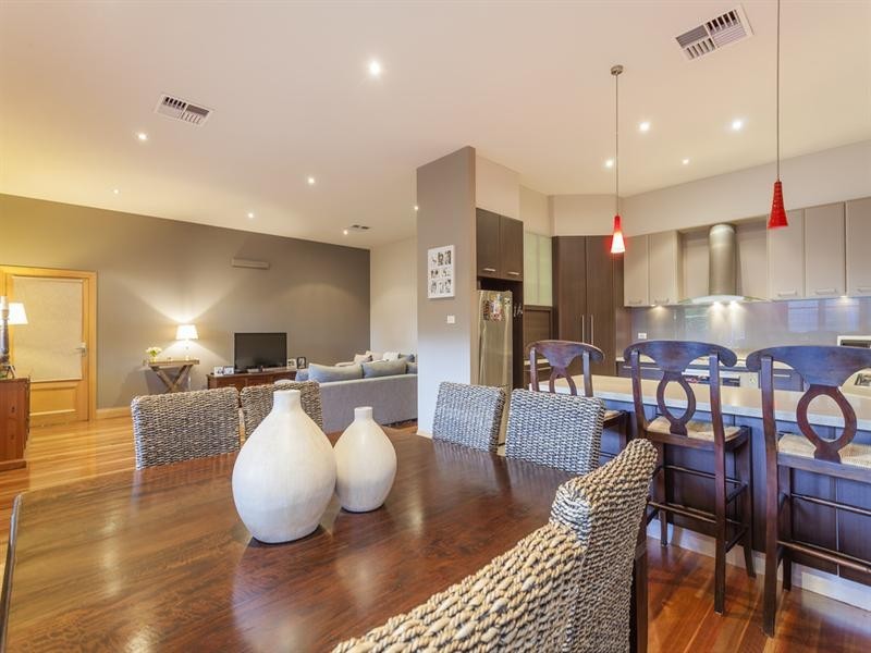 14 Girton Crescent, Manifold Heights VIC 3218