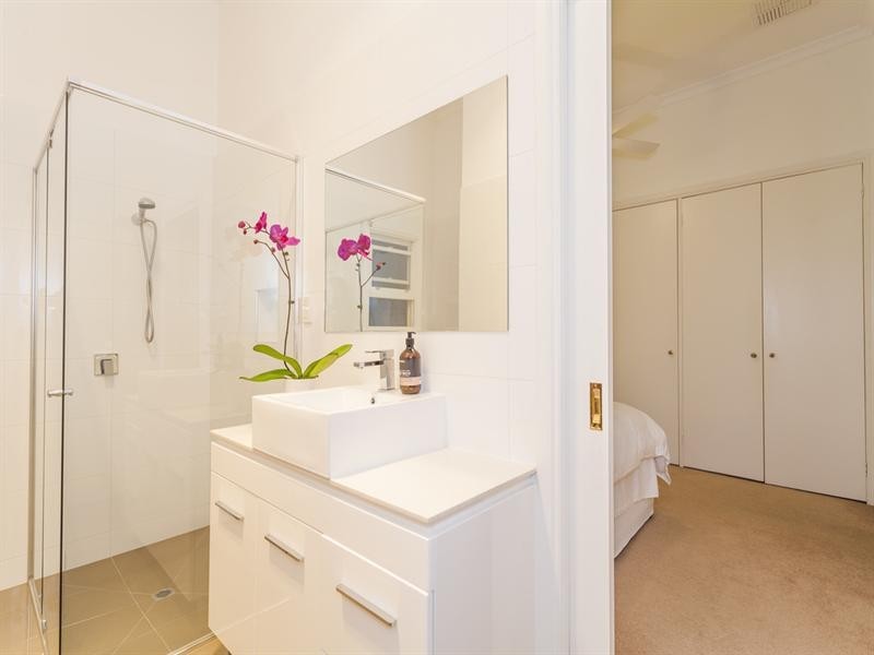 28a Lawton Avenue, Geelong West VIC 3218