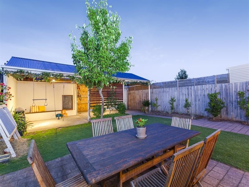 28a Lawton Avenue, Geelong West VIC 3218