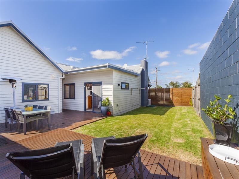 110 Settlement Road, Belmont VIC 3216