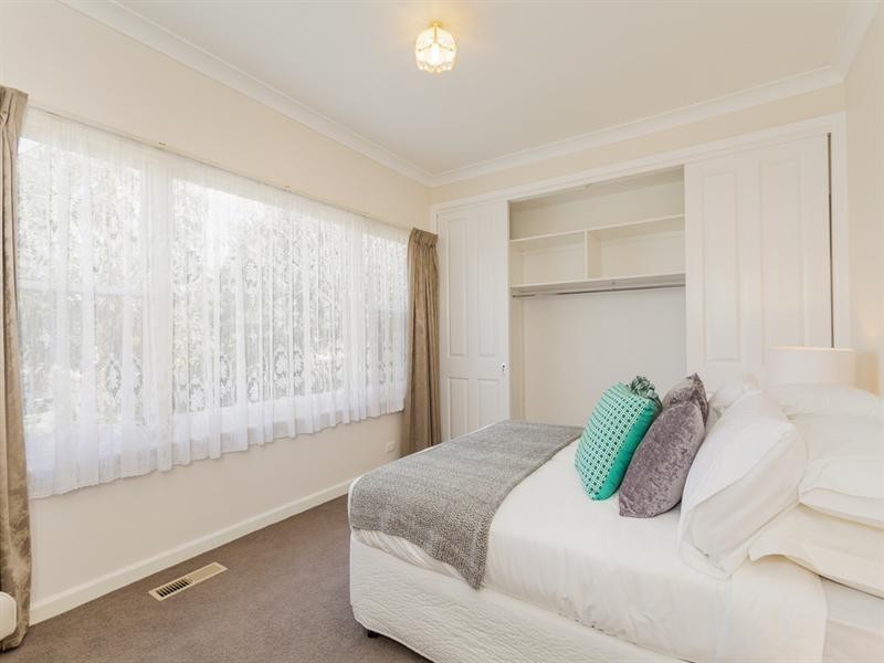 38 James Street, Belmont VIC 3216