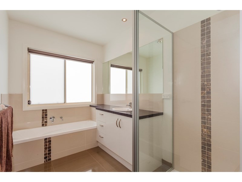 40 Ash Road, Leopold VIC 3224