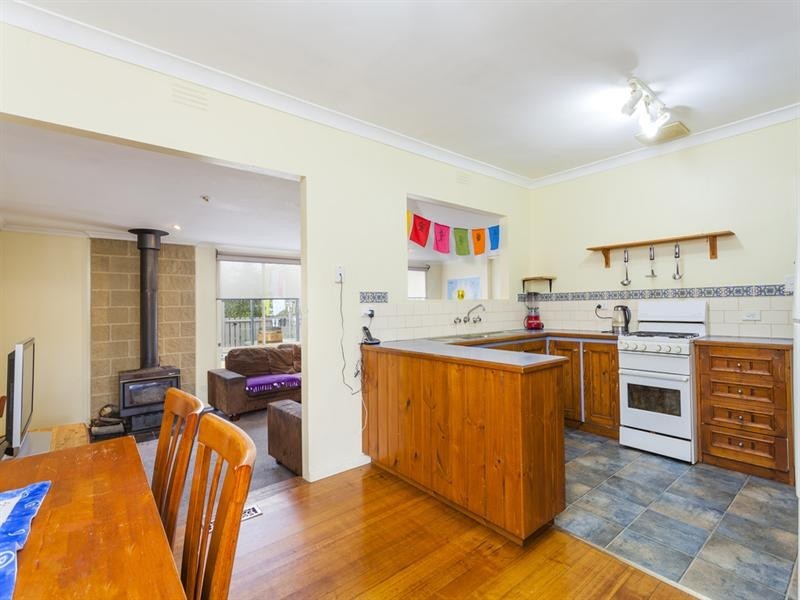 22 Simons Road, Leopold VIC 3224