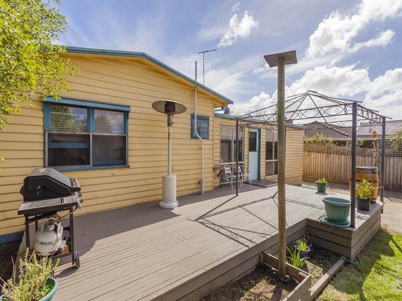 22 Simons Road, Leopold VIC 3224