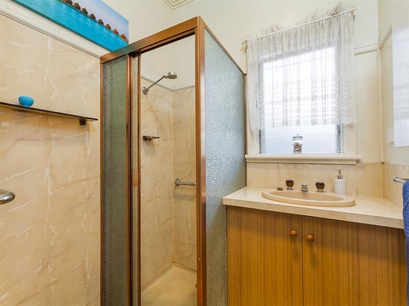 24 Drysdale Avenue, Hamlyn Heights VIC 3215
