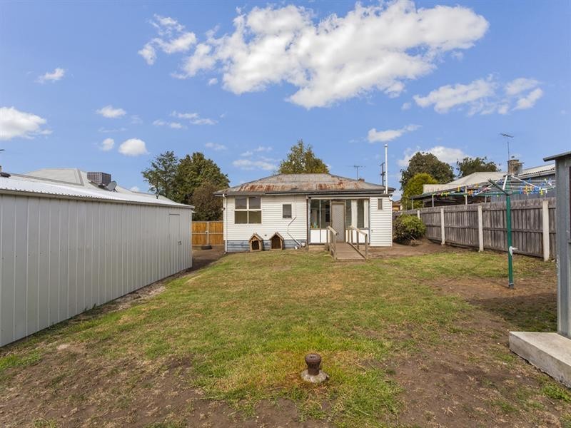 24 Drysdale Avenue, Hamlyn Heights VIC 3215