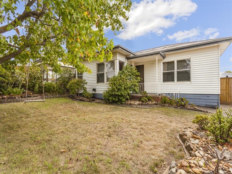 24 Drysdale Avenue, Hamlyn Heights VIC 3215