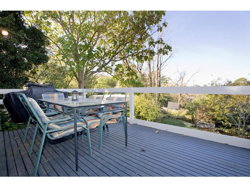 36 Scenic Road, Highton VIC 3216