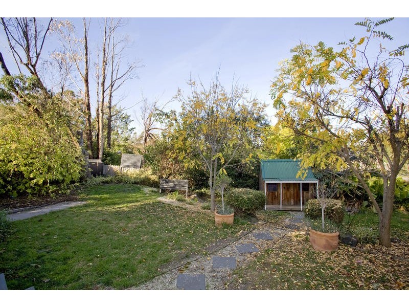 36 Scenic Road, Highton VIC 3216