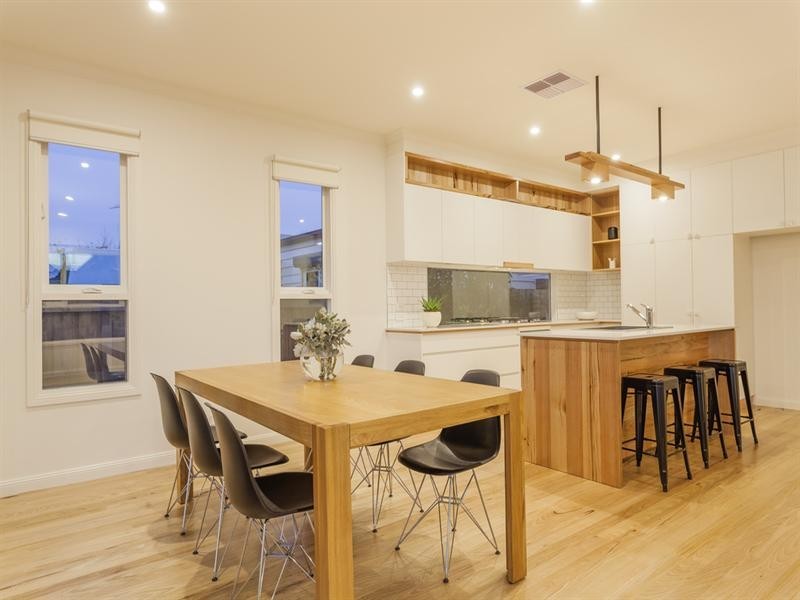 30 Crofton Street, Geelong West VIC 3218