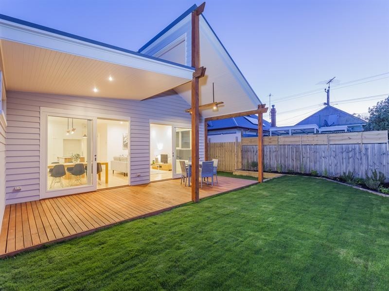 30 Crofton Street, Geelong West VIC 3218