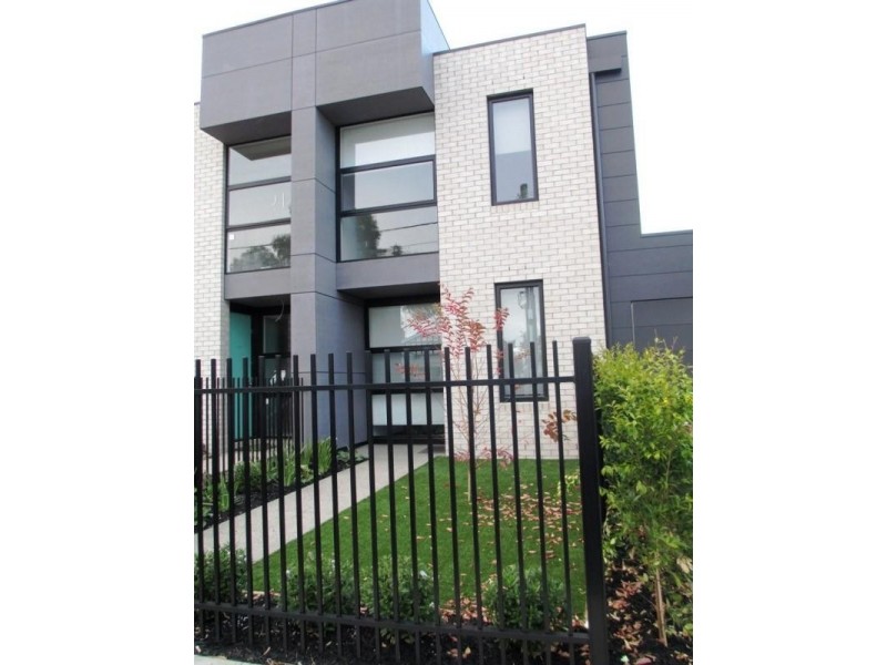 8/113-115 Albert Street, Geelong West VIC 3218