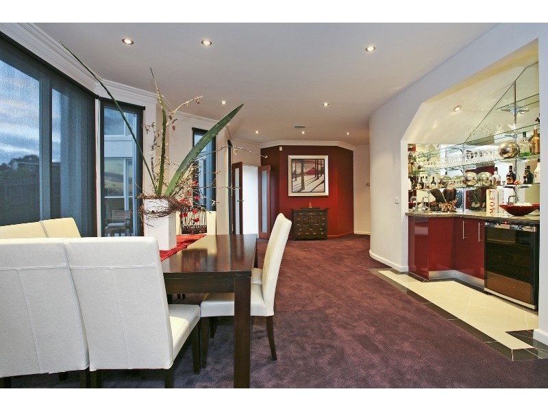 14 Grosvenor Drive, Wandana Heights VIC 3216