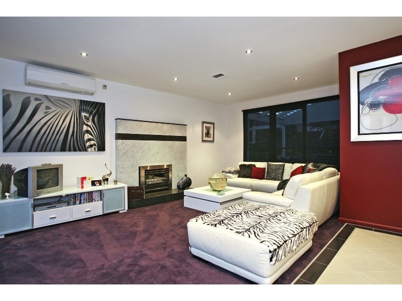 14 Grosvenor Drive, Wandana Heights VIC 3216