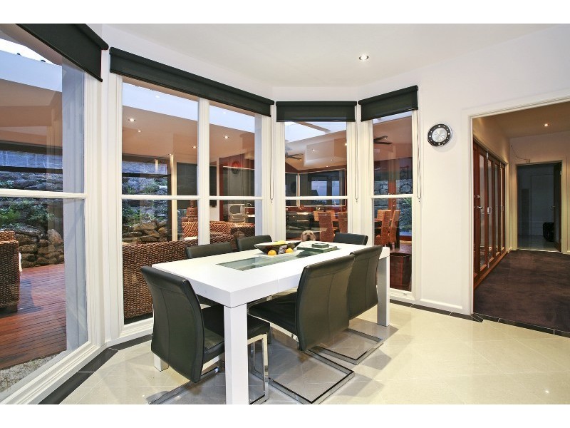 14 Grosvenor Drive, Wandana Heights VIC 3216