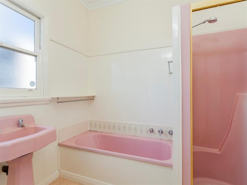 4 Mitchell Street, Belmont VIC 3216