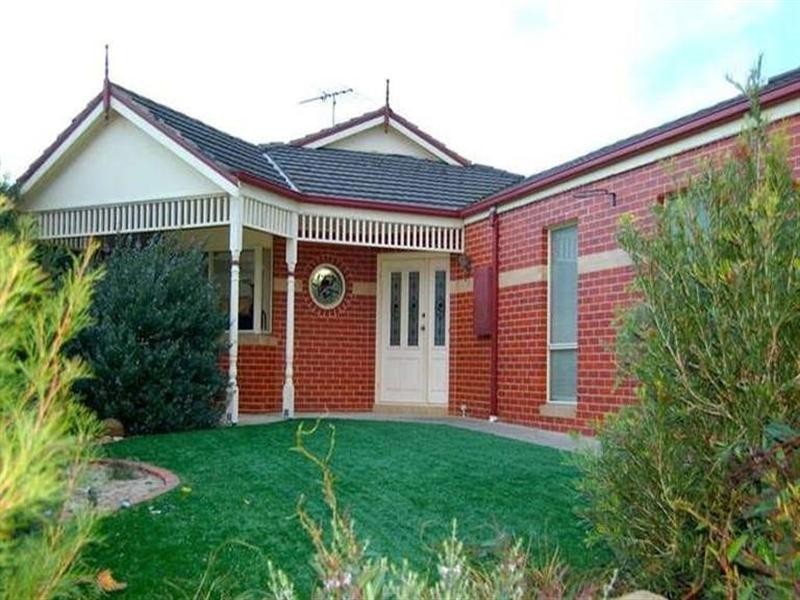 33 Heytesbury Drive, Leopold VIC 3224