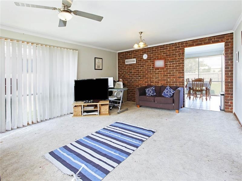 36 Meadenhall Drive, St Albans Park VIC 3219