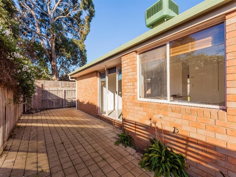 2/364 Autumn Street, Herne Hill VIC 3218