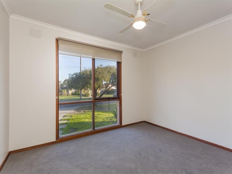 1/35 East End Crescent, St Albans Park VIC 3219