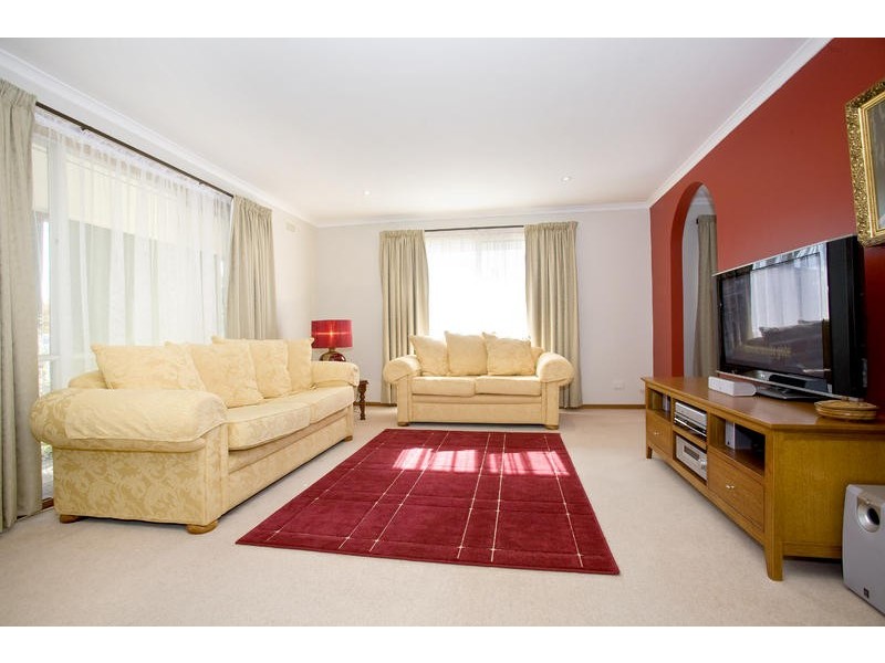 61 Wingarra Drive, Grovedale VIC 3216