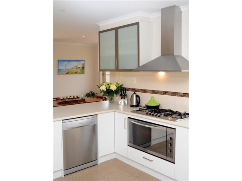 19 Spinnaker Drive, St Leonards VIC 3223