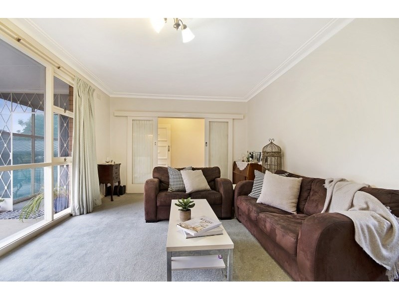 1 Carroll Road, Highton VIC 3216