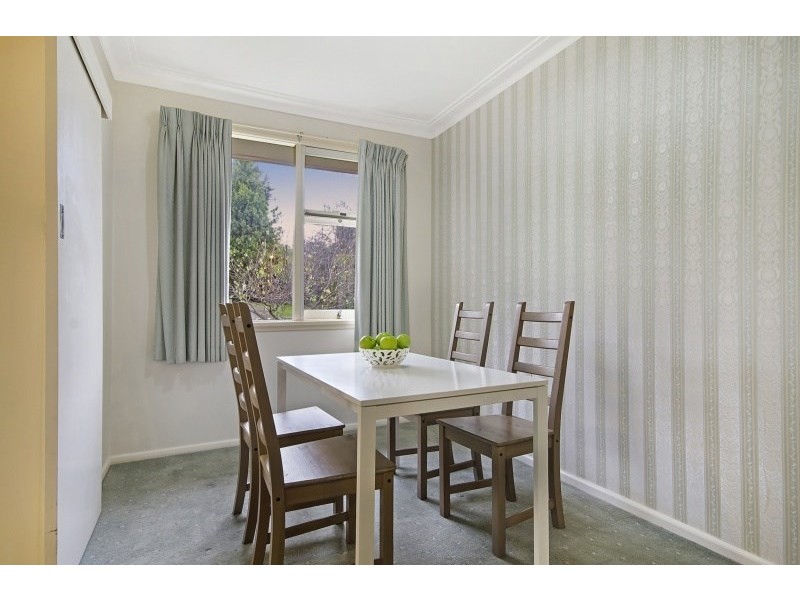 1 Carroll Road, Highton VIC 3216