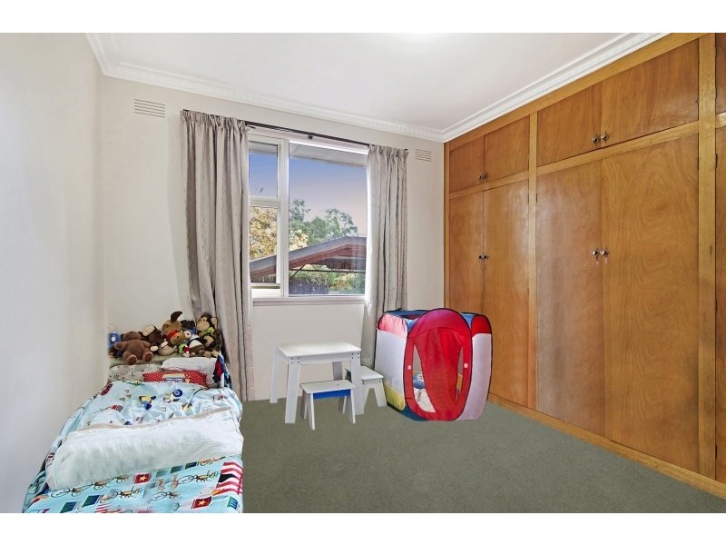 1 Carroll Road, Highton VIC 3216