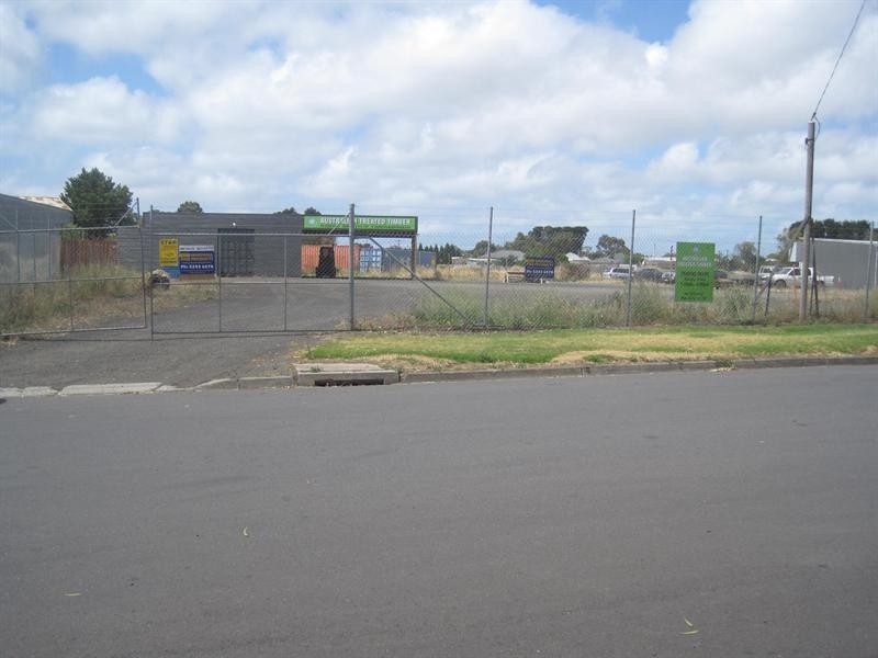 13 Dalton Street, South Geelong VIC 3220