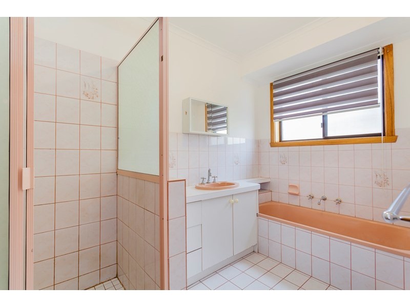 2 Dardell Court, Norlane VIC 3214