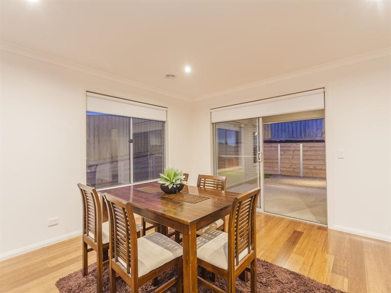 14 Aitkenside Avenue, Highton VIC 3216