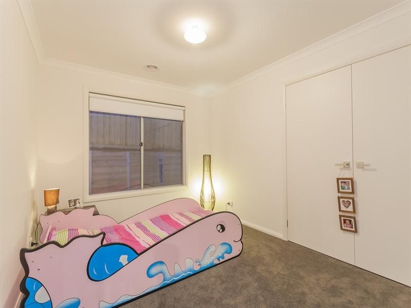 14 Aitkenside Avenue, Highton VIC 3216