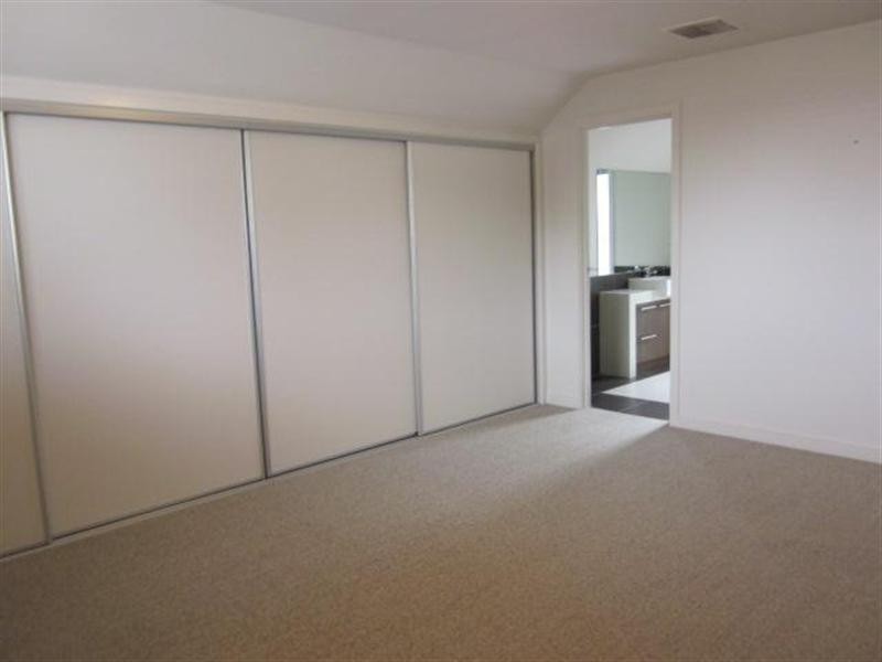 200 Bellerine Street, Geelong VIC 3220