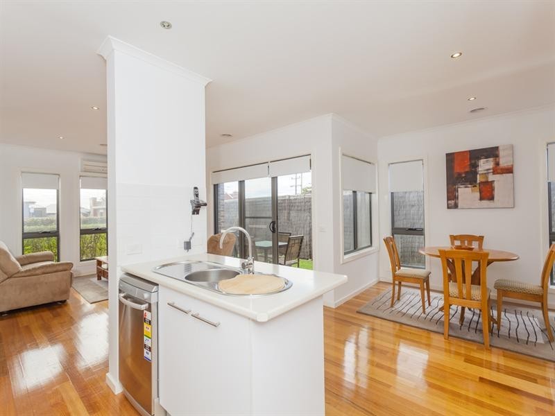 1/157 Separation Street, Bell Park VIC 3215