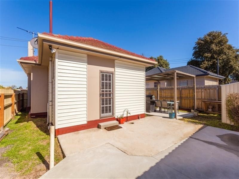 23 Pettitt Crescent, Norlane VIC 3214