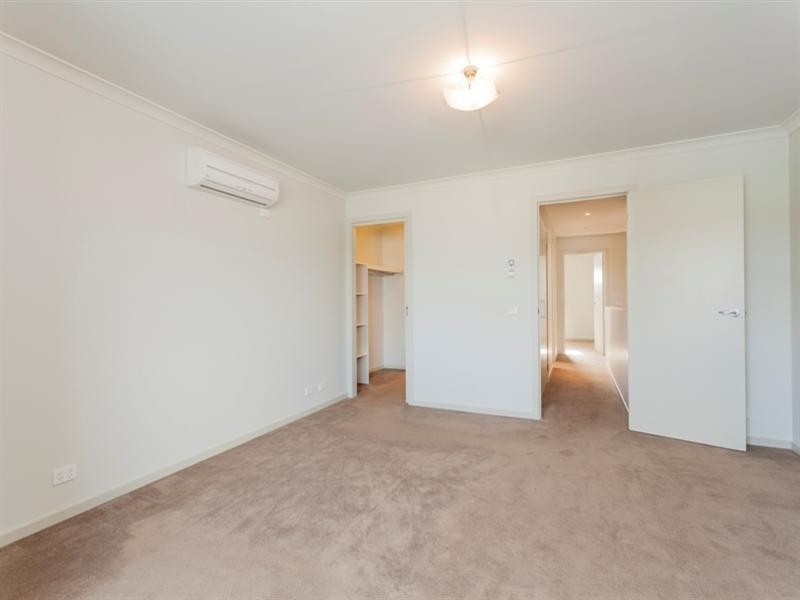 1/14a Nicholas Street, Newtown VIC 3220