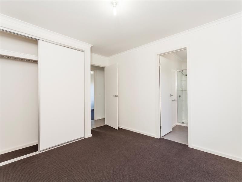 5 Burdoo Drive, Grovedale VIC 3216