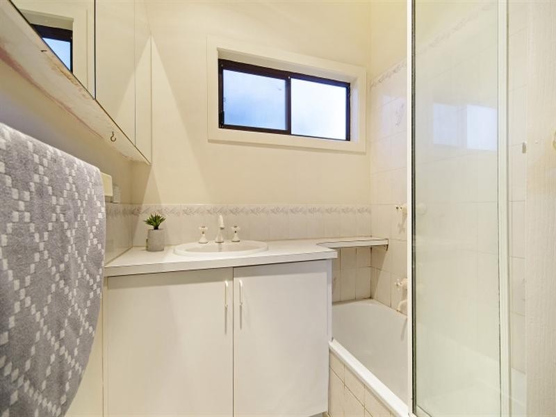 78 Ormond Road, East Geelong VIC 3219