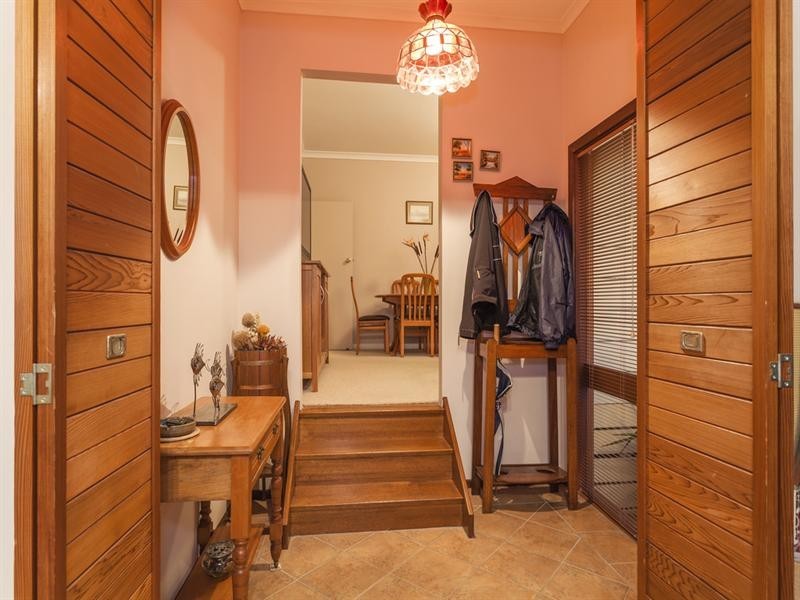 30 Camden Road, Newtown VIC 3220