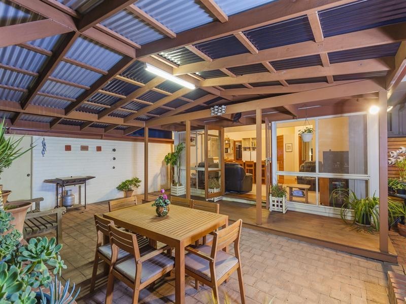 30 Camden Road, Newtown VIC 3220